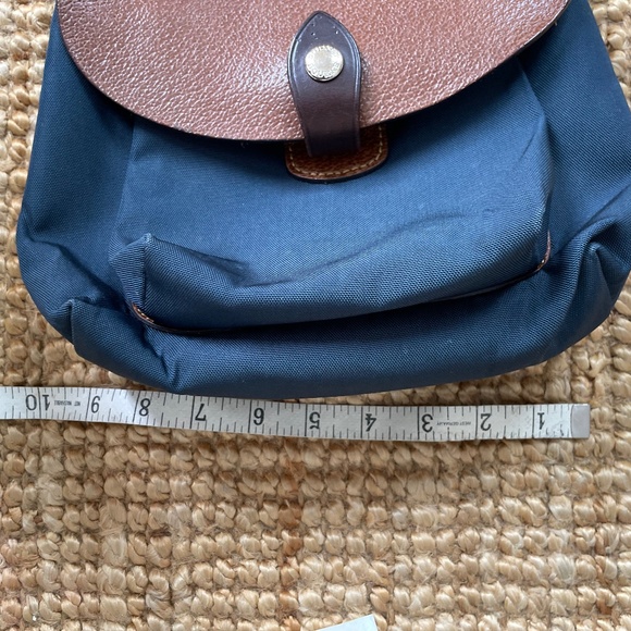 Dooney & Bourke leather & nylon bag - Picture 8 of 9